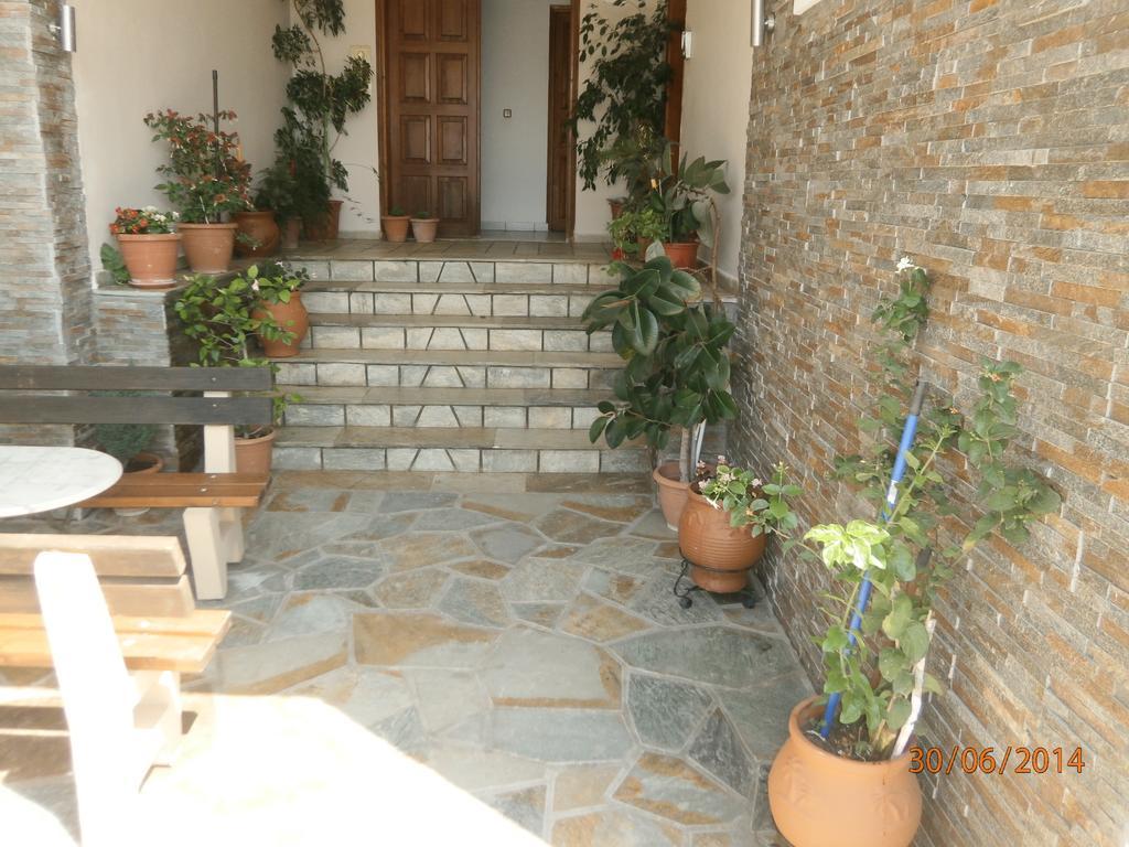 Ioannis Avrades Apartments Agiakampos  Ngoại thất bức ảnh