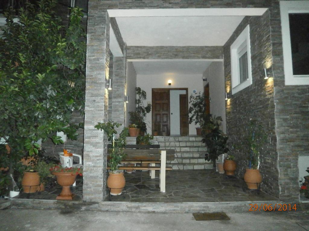 Ioannis Avrades Apartments Agiakampos  Ngoại thất bức ảnh
