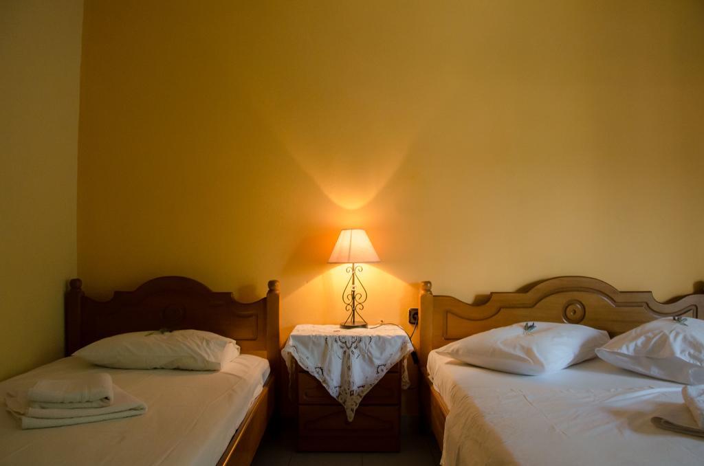 Ioannis Avrades Apartments Agiakampos  Ngoại thất bức ảnh
