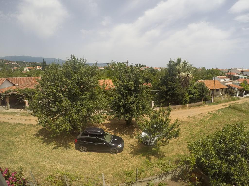 Ioannis Avrades Apartments Agiakampos  Ngoại thất bức ảnh