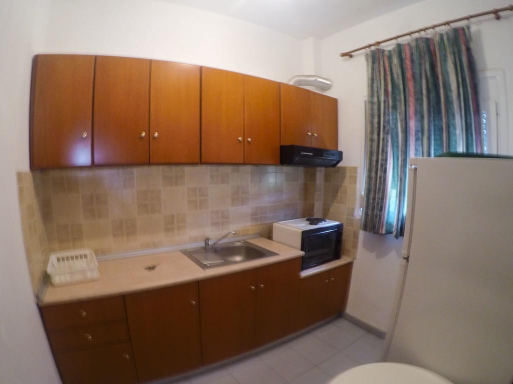 Ioannis Avrades Apartments Agiakampos  Ngoại thất bức ảnh