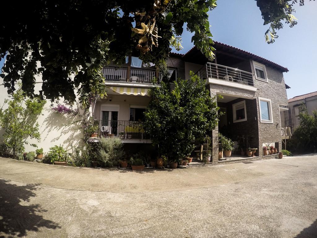 Ioannis Avrades Apartments Agiakampos  Ngoại thất bức ảnh