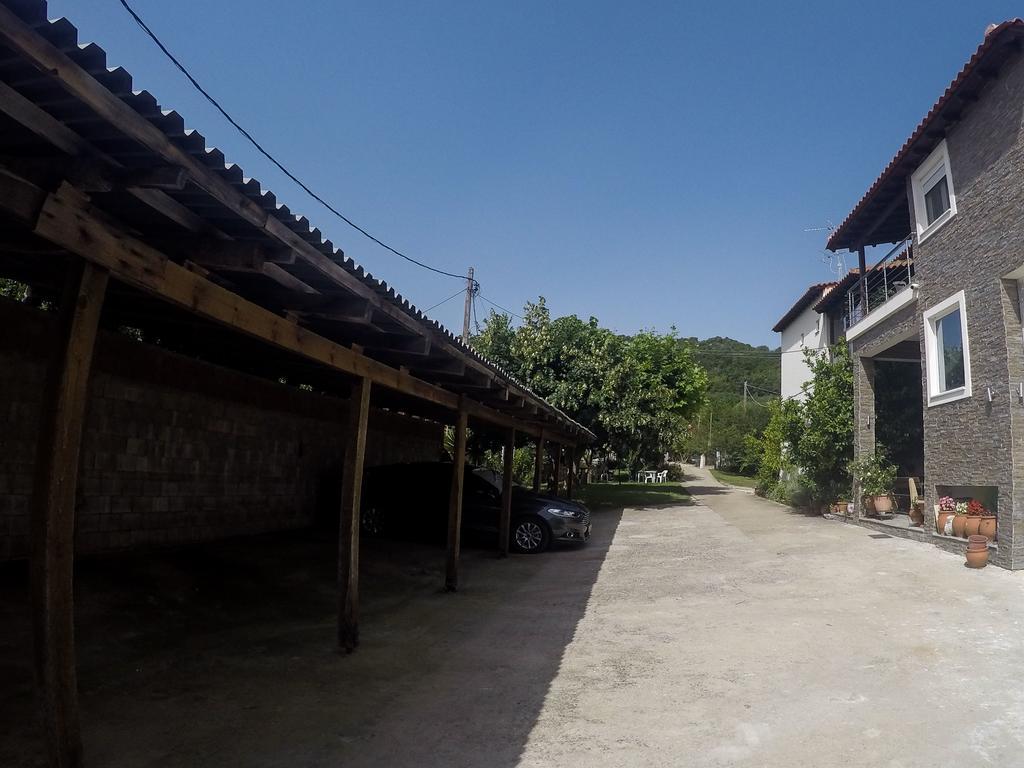 Ioannis Avrades Apartments Agiakampos  Ngoại thất bức ảnh